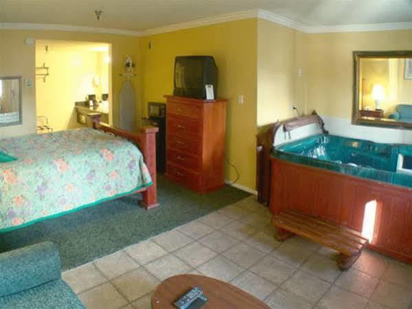 Ambassador Motel 2*