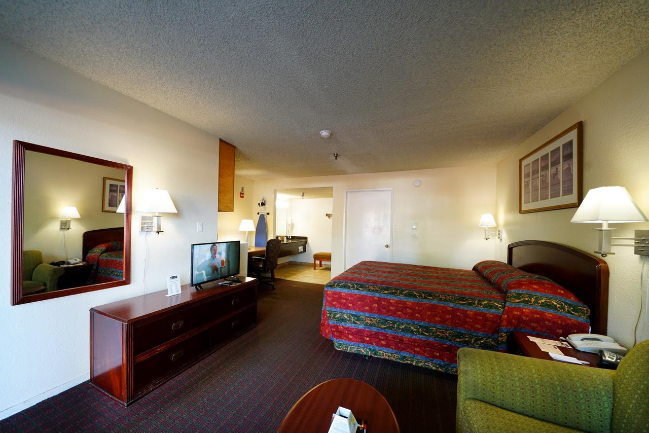 Ambassador Motel Fresno