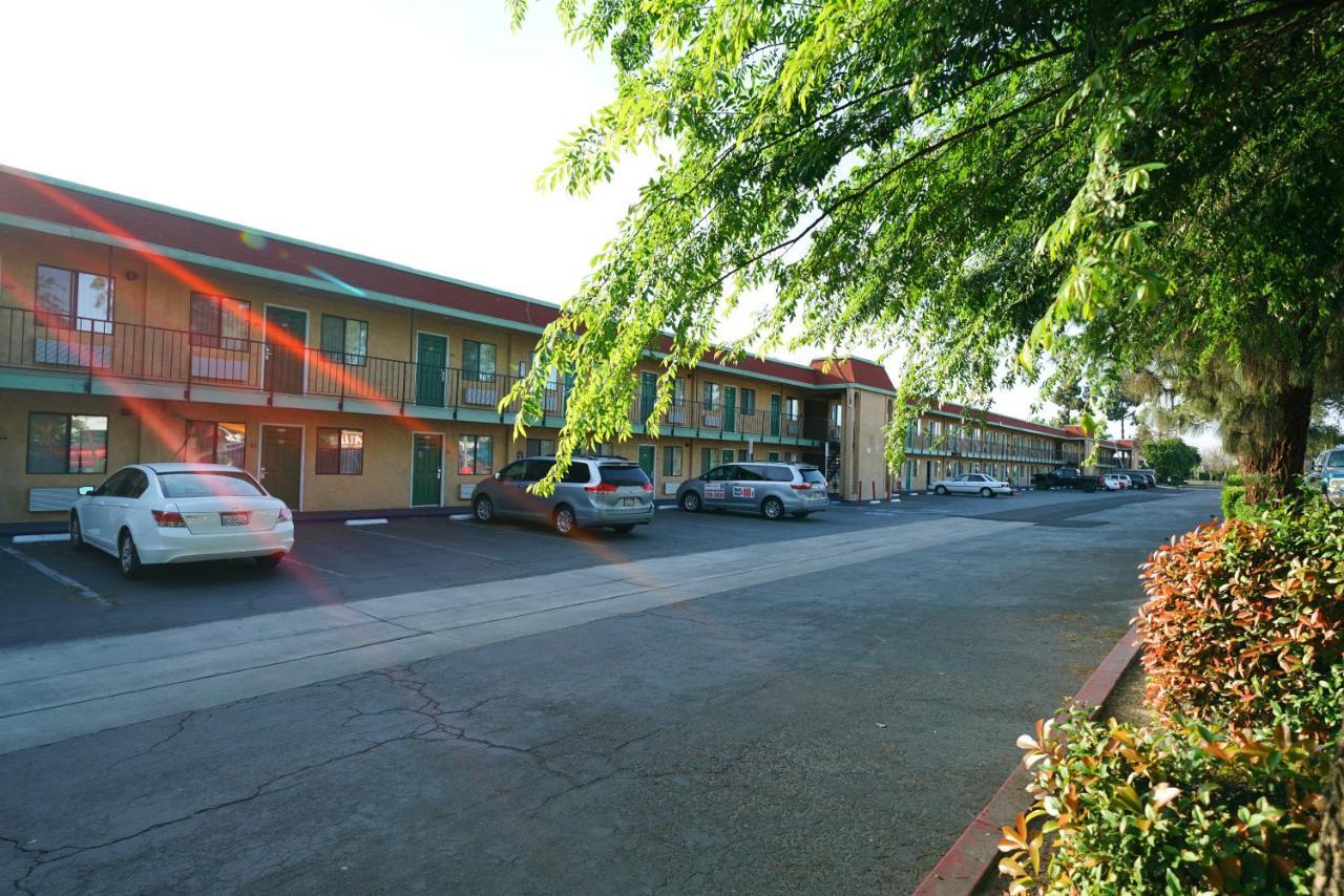 Motel Ambassador 2*